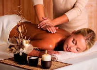 Diferentes tipos de massagem para relaxar e modelar o corpo